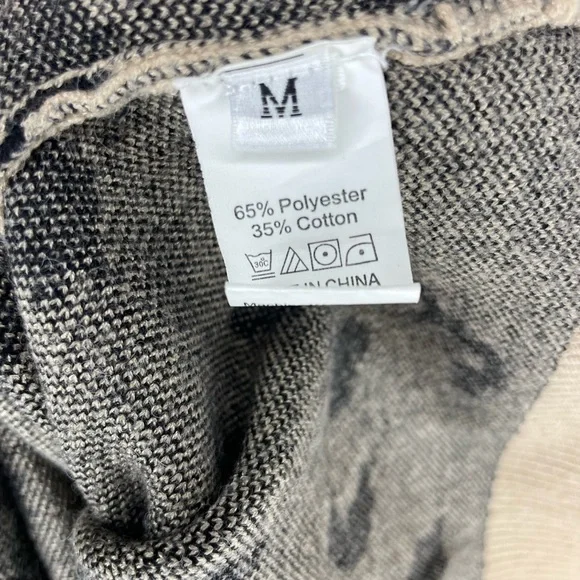 Women’s Leopard Print Sweater Size Medium - Picture 5 of 5